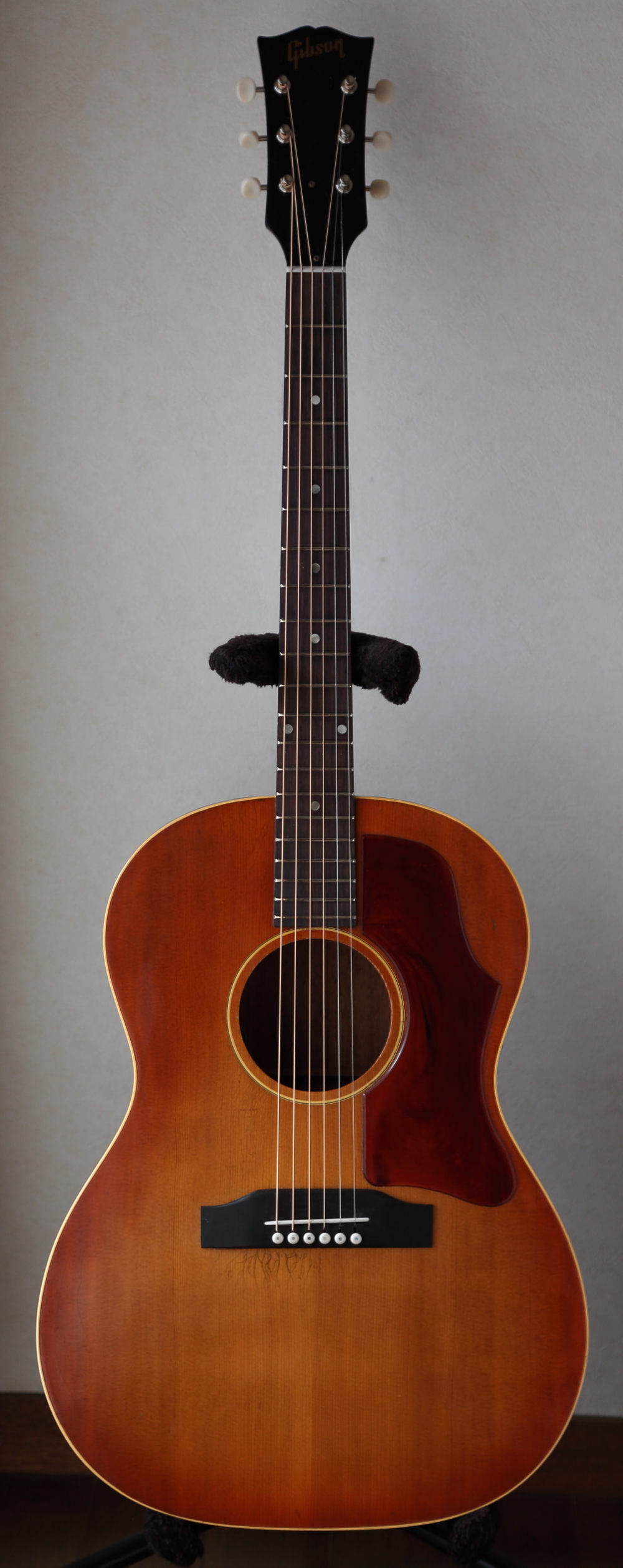 Gibson LG1