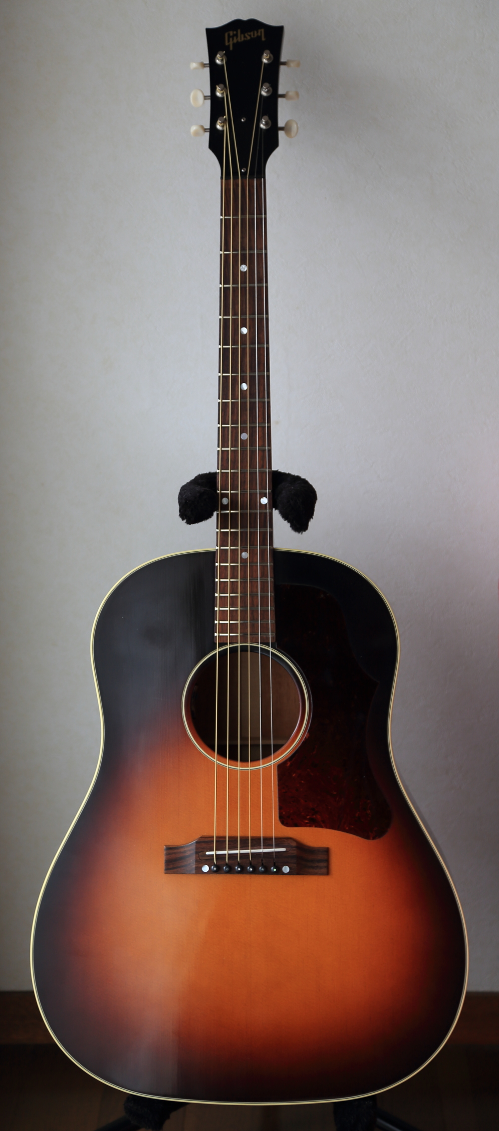 Gibson J-45 アジャスタブルサドル