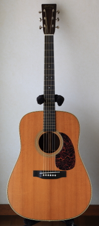 Martin HD-28V