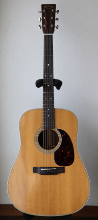 Martin D-28